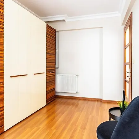 Gorgeous 3 Bedroom Flat - No8 Apartment