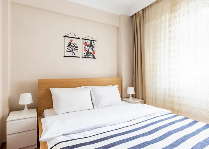 Gorgeous 3 Bedroom Flat - No8 *